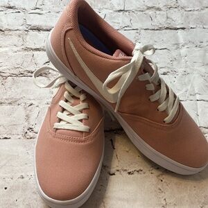 Nike Women’s SB Chron 2 Canvas sneakers Arctic Orange/White Sz 11 US